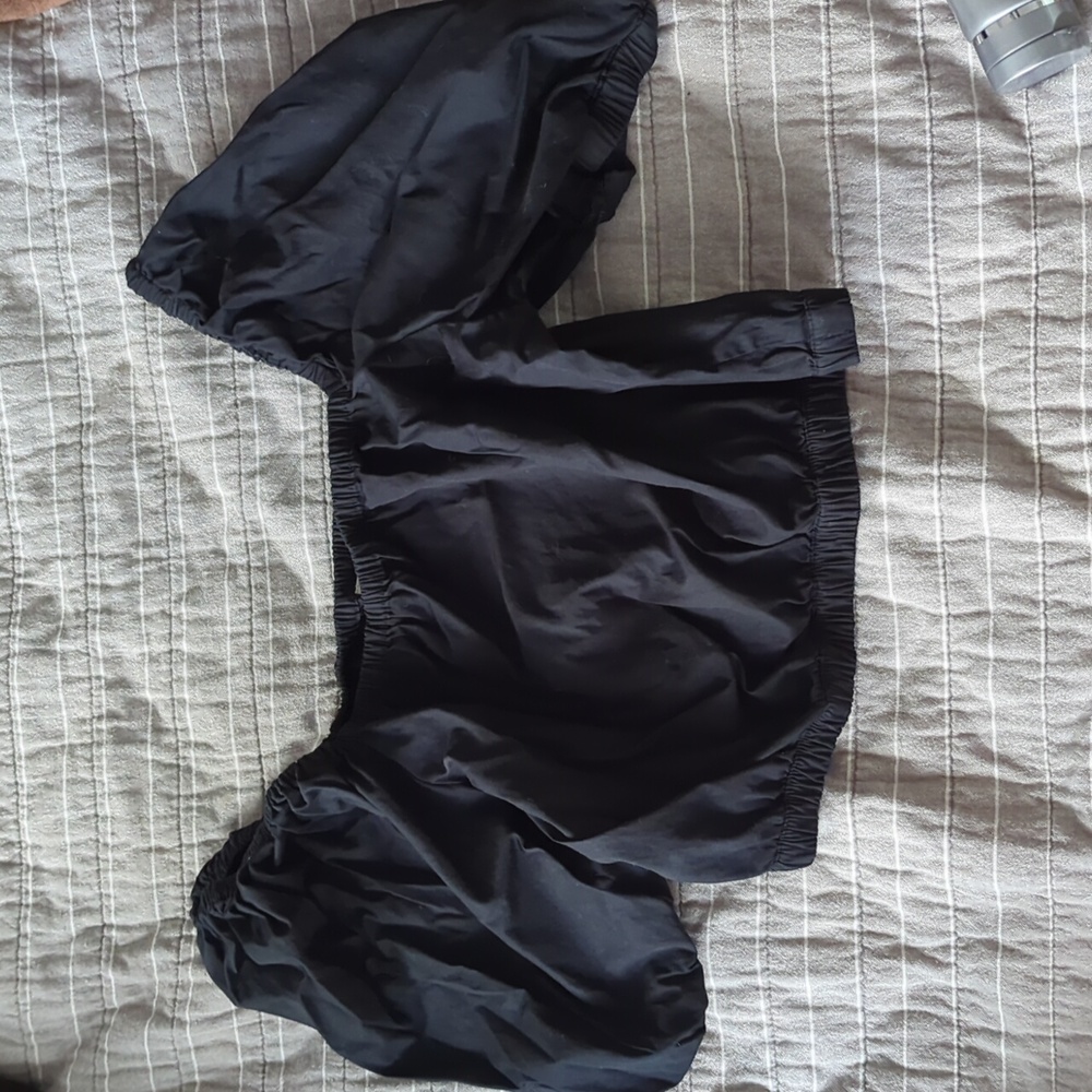 Open edit black balloon sleeve crop top